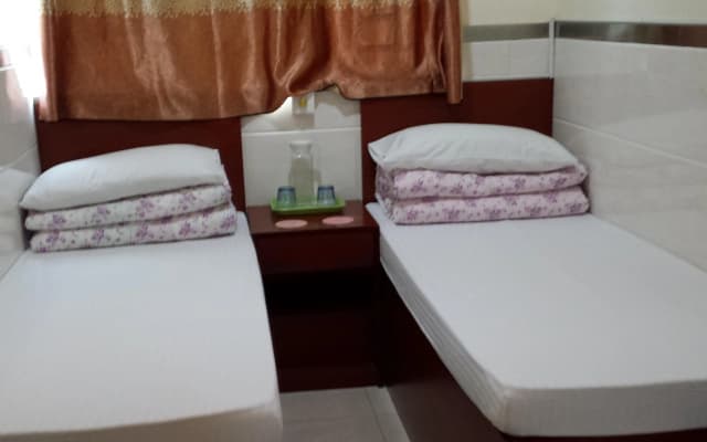 E-Dragon Hotel - photo 2