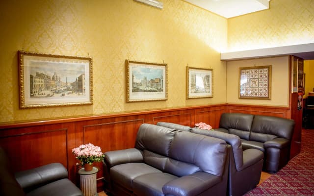 Hotel Emmaus - photo 2