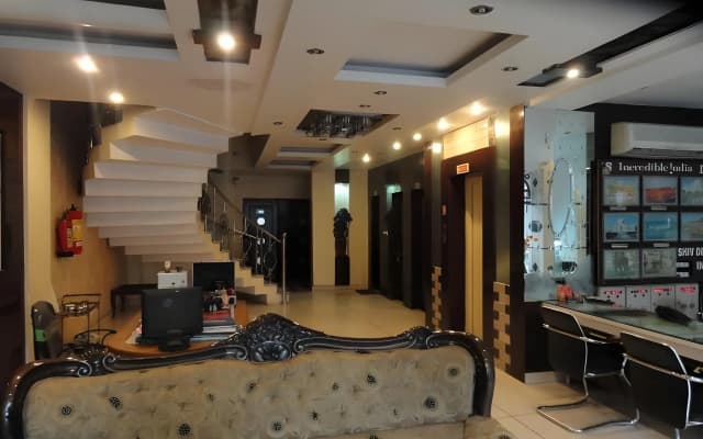 Fabhotel Shivdev International - photo 2