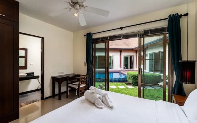 Emerald Pool Villa - photo 3