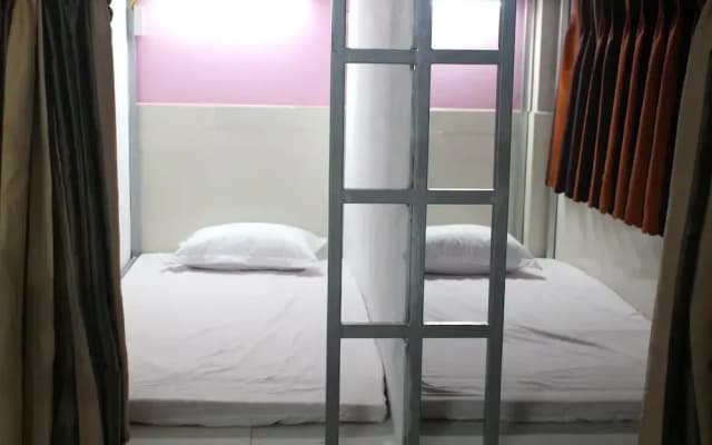 Aloha Saigon - Hostel - Adults Only - photo 3