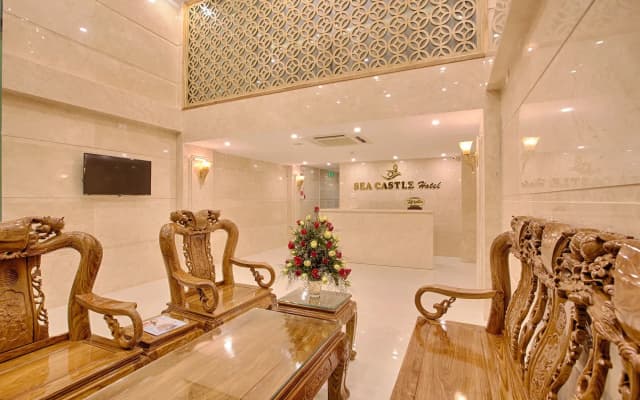 Sea Castle Hotel - photo 2