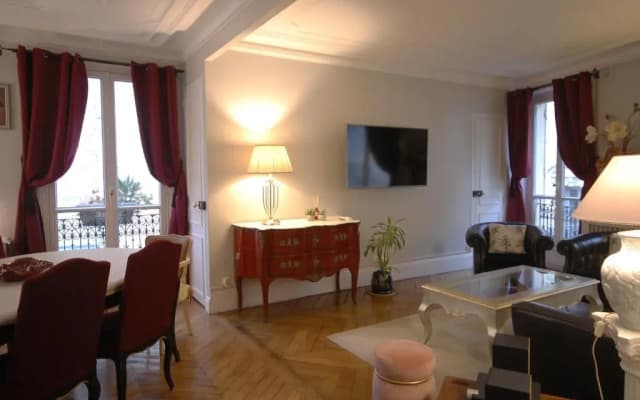 Two-Bedroom Apartment Champs-Elysées - photo 3