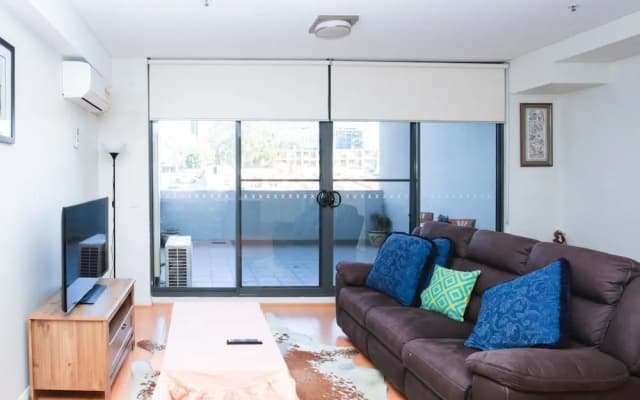 Spacious Two-Storey Home - photo 2