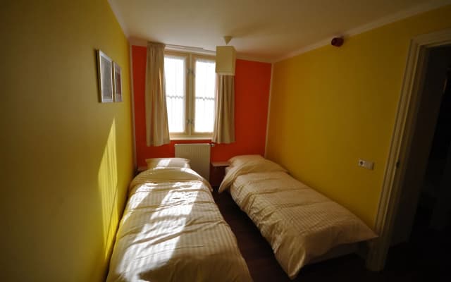 Old City Amsterdam Bed and Breakfast - photo 5