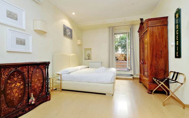 Conservatorio Studio Apartment - photo 3