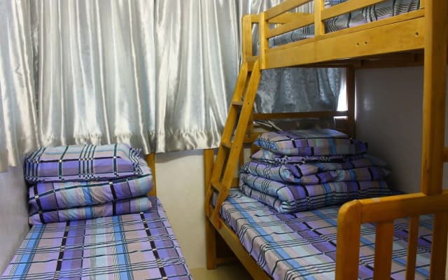 Gold Keep Hostel - photo 3
