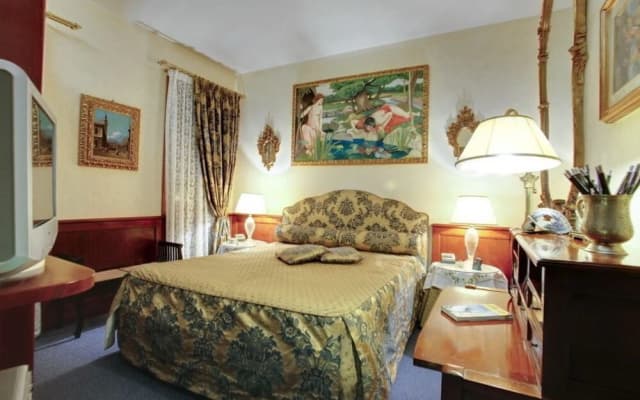 Regina Elena Apartment - photo 5
