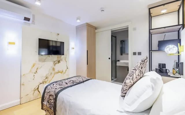 Rosemay Boutique Hotel Near Heathrow Airport - photo 4