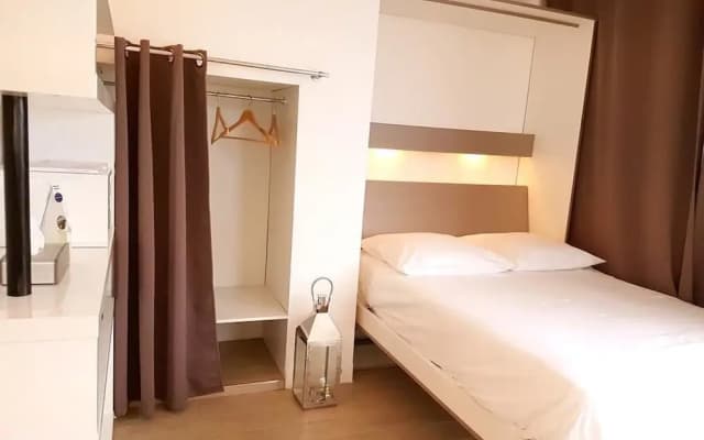 Amazing studio with big terrace, Jacuzzi and Sea View in Fabron in Nice - photo 4