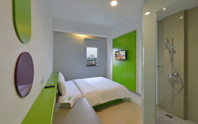 POP! Hotel Kelapa Gading Jakarta - photo 4