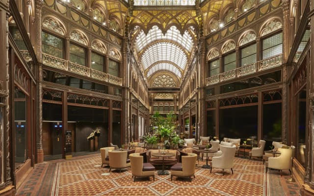 Párisi Udvar Hotel Budapest, part of Hyatt - photo 2