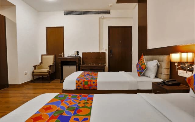 Fabhotel Heaven In - photo 3