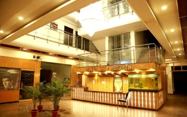 OYO 2202 Hotel City Heights - photo 2