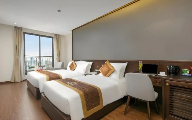 Cosmos Hotel Danang - photo 2