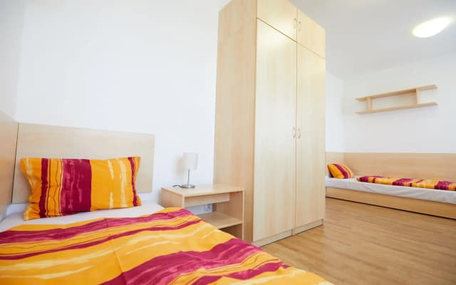 University Hotel - photo 4