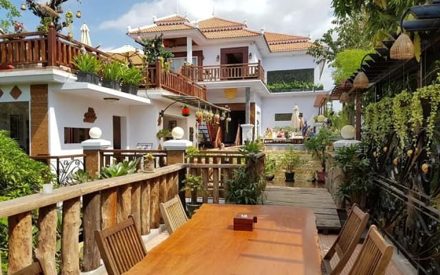 Antonios Villa Hotel - photo 3
