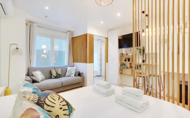 Charming Apartment With AC -1br-3p- Sentier - photo 2