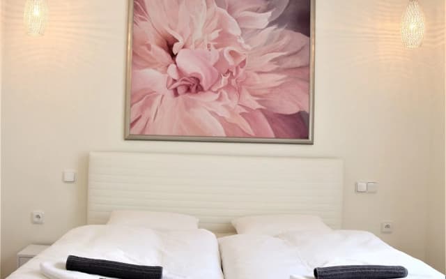 Flowers apartments - photo 2