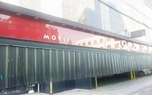 OZ Motel - photo 4