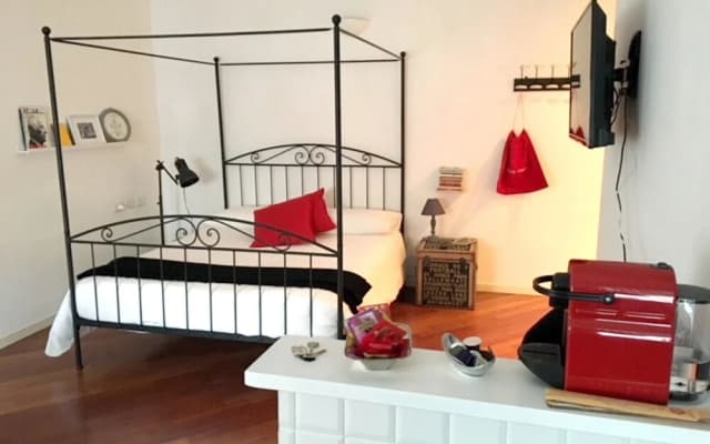 Studio in Milano, With Wifi - photo 4