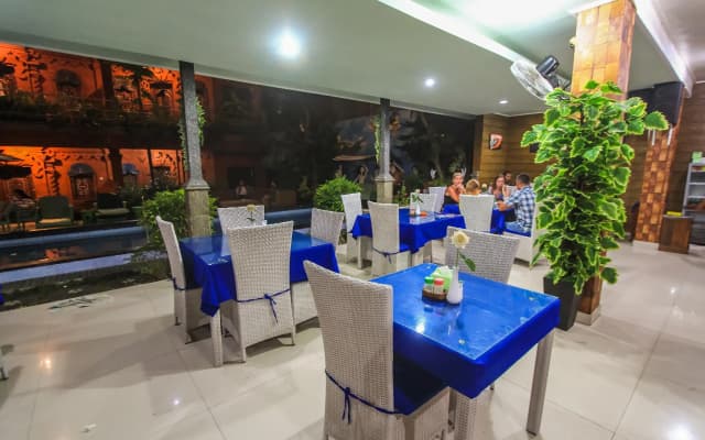 Hotel Zamburger Bali - photo 2