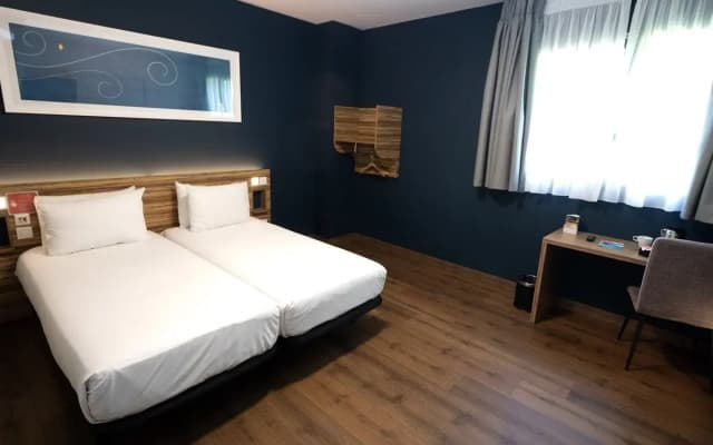 Travelodge Madrid Metropolitano - photo 4