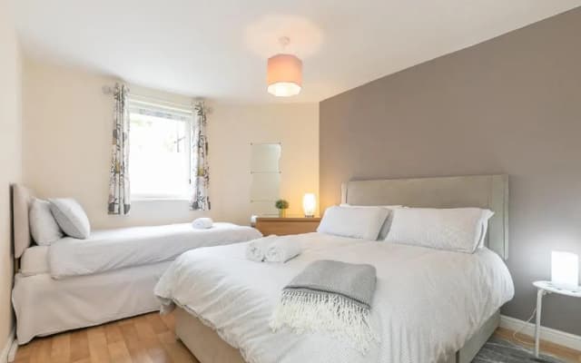 Dicksonfield Apartment Edinburgh - photo 5