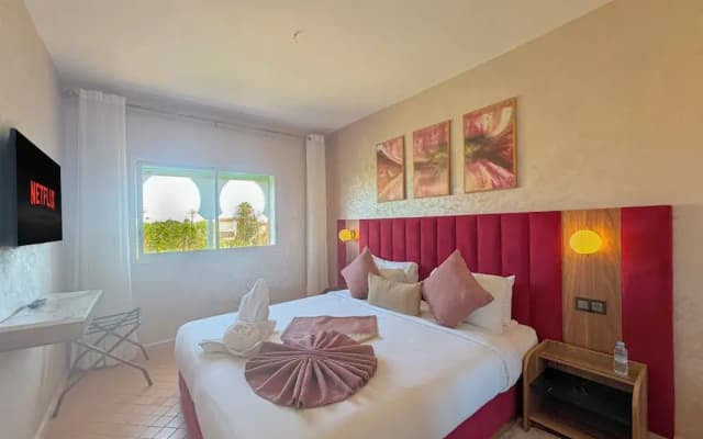 Luxurious Duplex in a Peaceful Resort - photo 2