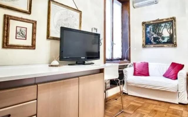 Piazza Duomo Apartment - photo 2