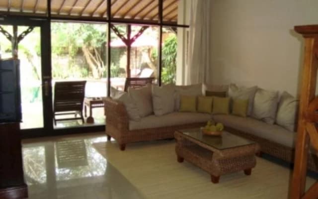 Villa Kubu Sanur - photo 2