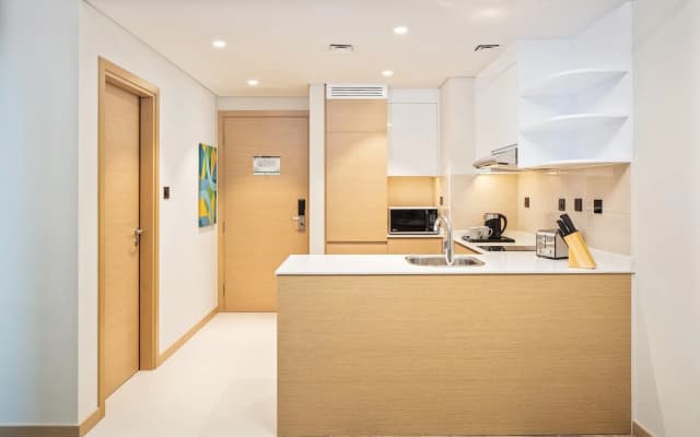 Holiday Inn Hotel & Suites Dubai Science Park by IHG - photo 4