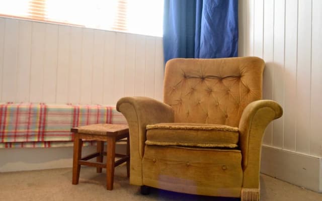 Central Edinburgh 4 Bedroom Flat - photo 3