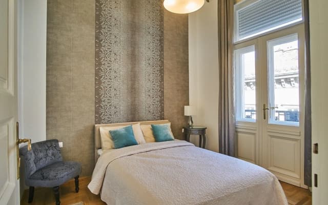 Basilica Apartment - photo 5
