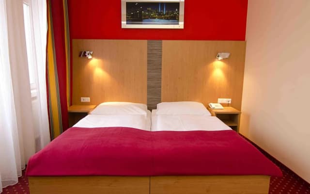 Hotel Cryston - photo 4