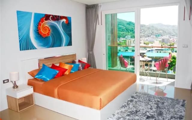 Emerald Patong Studio - photo 2