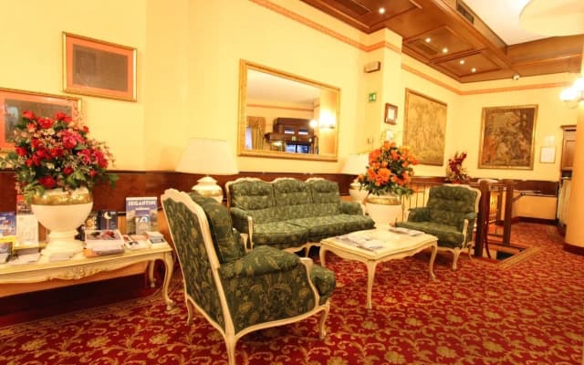 Mokinba Hotels King - photo 2