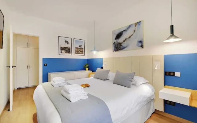 Spacious Apartment - 2b/10p - AC - Marais - photo 4