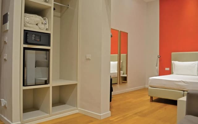 Sofia's Suites Guesthouse - photo 2