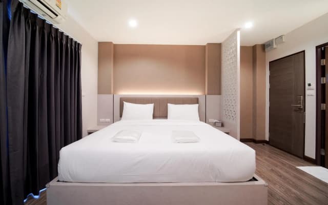 The Y House - photo 3