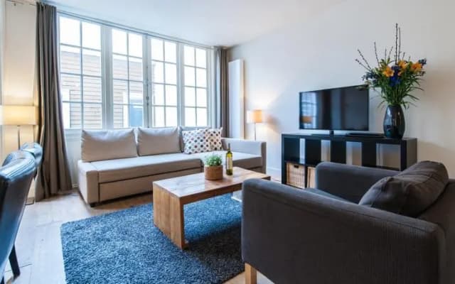 Ph Apartment Suites - photo 3
