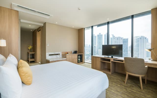 Skyview Hotel Bangkok - photo 3