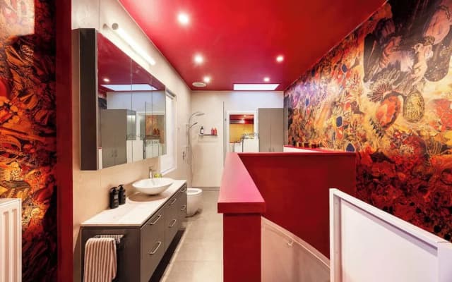 The Empress Direct Access Carlton Gardens - photo 5