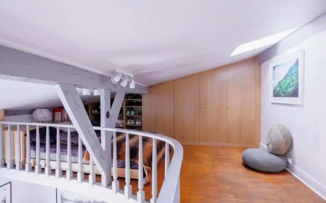 Historic Latin Quarter Loft for up to 4 Guests! - photo 3