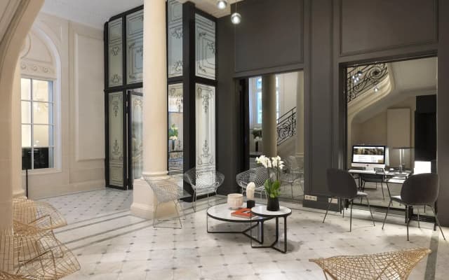 La Clef Champs-Élysées Paris by The Crest Collection - photo 2