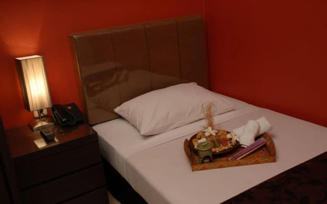 RedDoorz Plus @ Karet Setiabudi - photo 5
