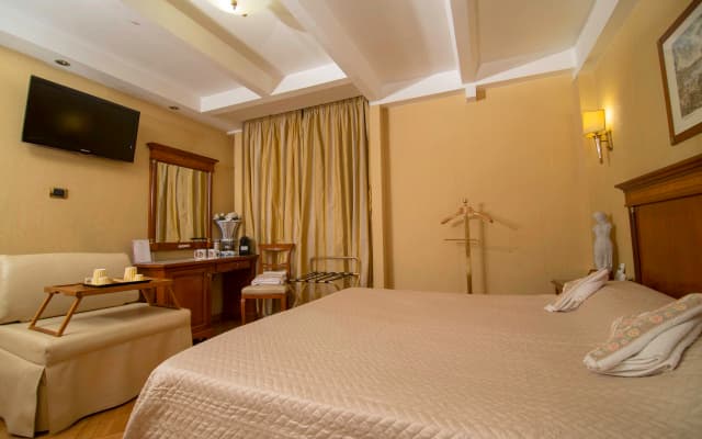 Luxury Rooms H 2000 Roma - photo 5