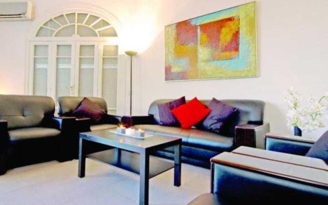 Las Ramblas Rooms Hotel Barcelona - photo 2