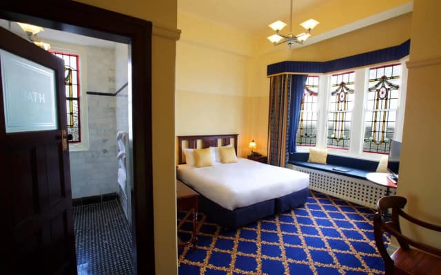 The Carrington Hotel - photo 5