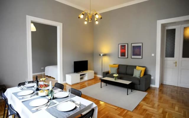Magnificent Danube Panorama Appartment - photo 3